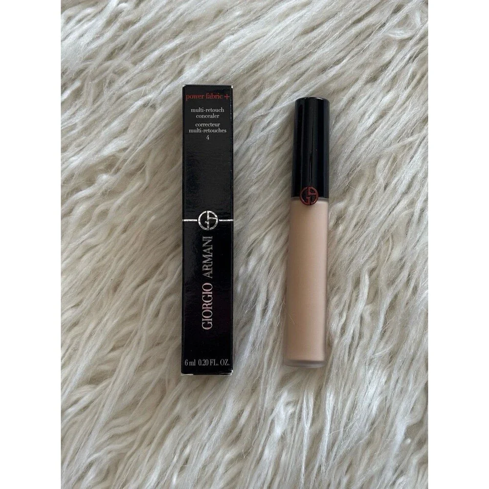 Giorgio Armani Beauty Power Fabric Concealer 4